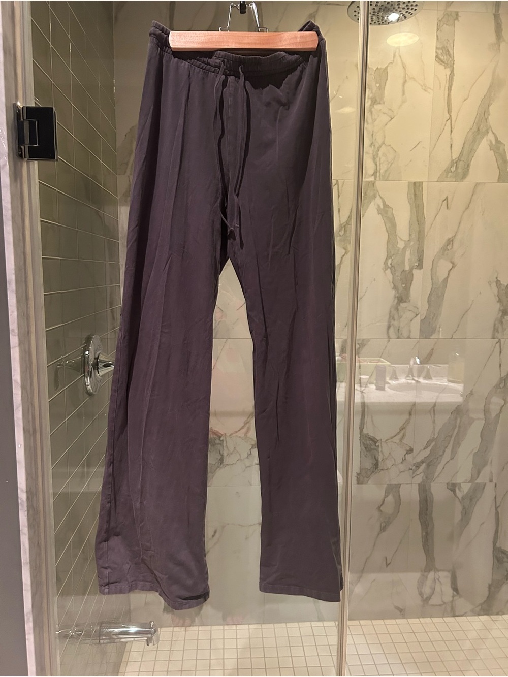 Aritzia TNA  Drawstring Lounge Pants — Charcoal